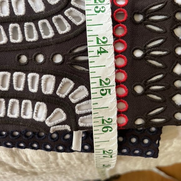 Tory Burch Embroidered Eyelet Pencil Skirt- 12 - Picture 6 of 13
